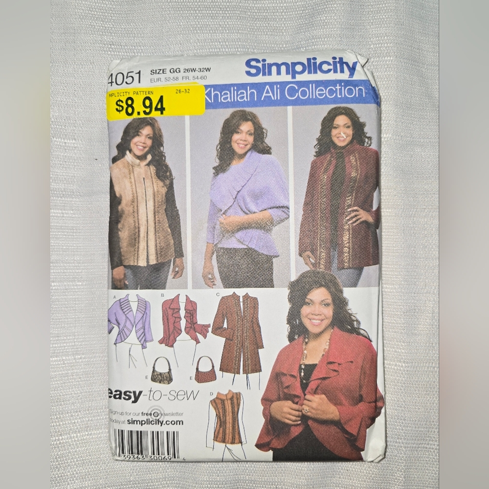 Simplicity Khaliah Ali Collection Pattern #4051 GG Size 26W-32W Plus Size UNCUT